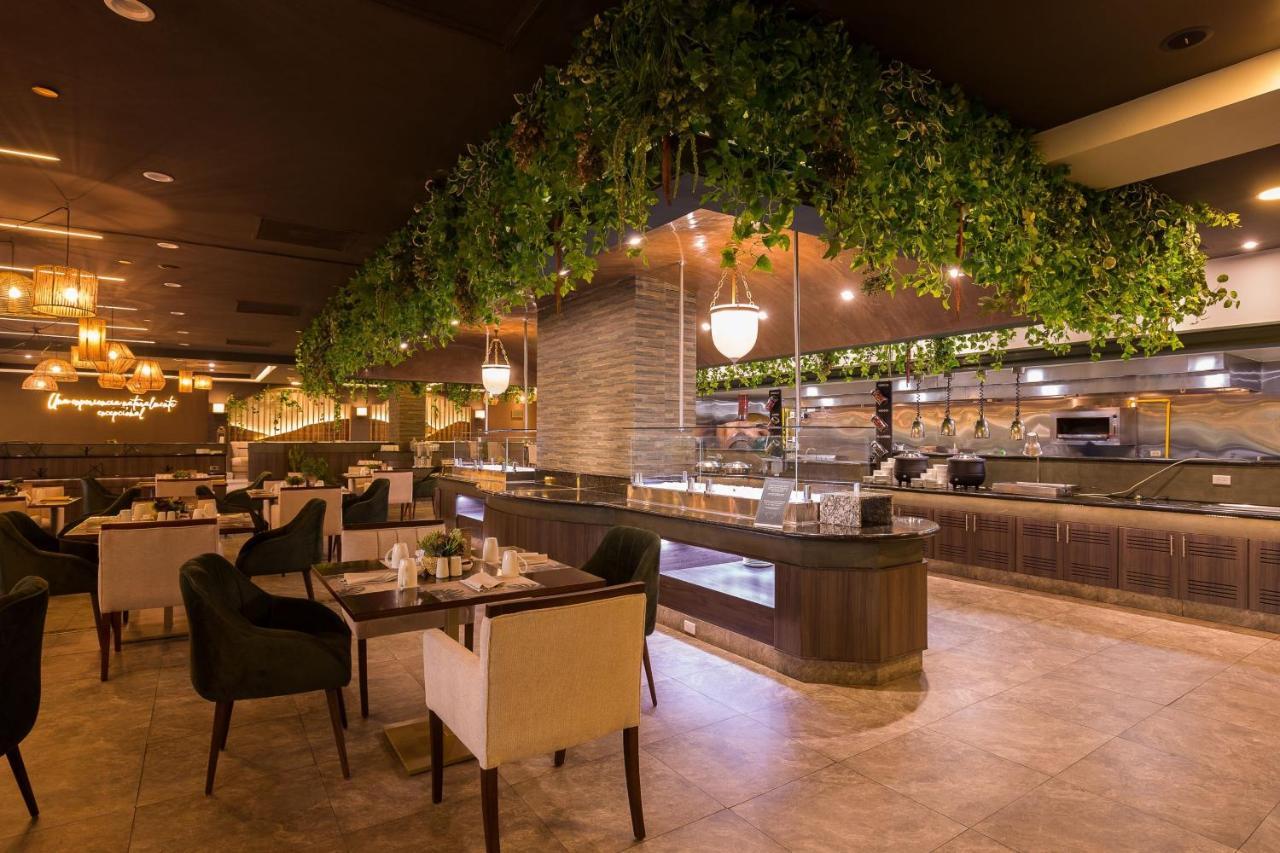 Готель Jw Marriott Кіто Екстер'єр фото