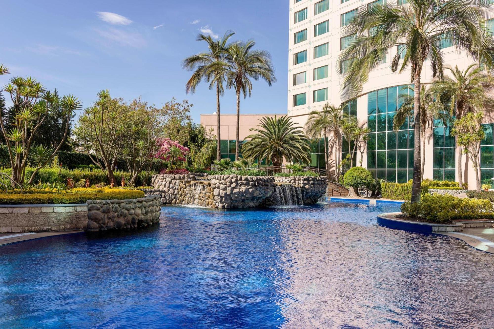Готель Jw Marriott Кіто Екстер'єр фото